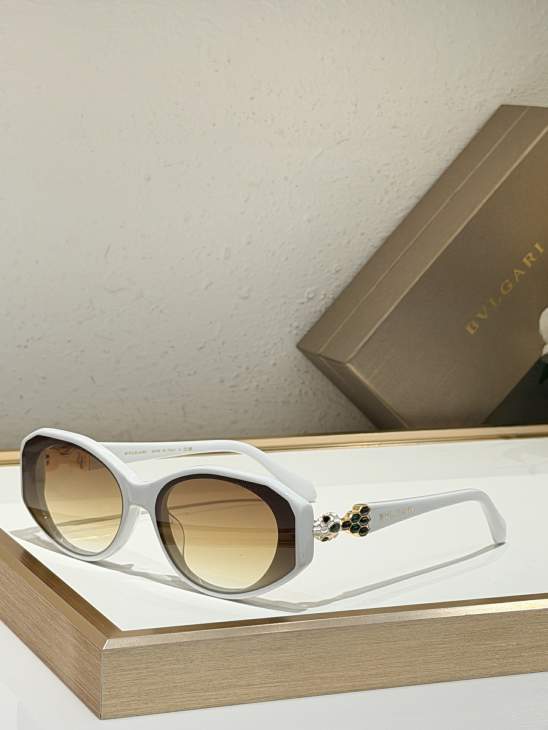 Picture of Bvlgari Sunglasses _SKUfw80443378fw